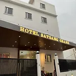 Hotel Satsang Grand