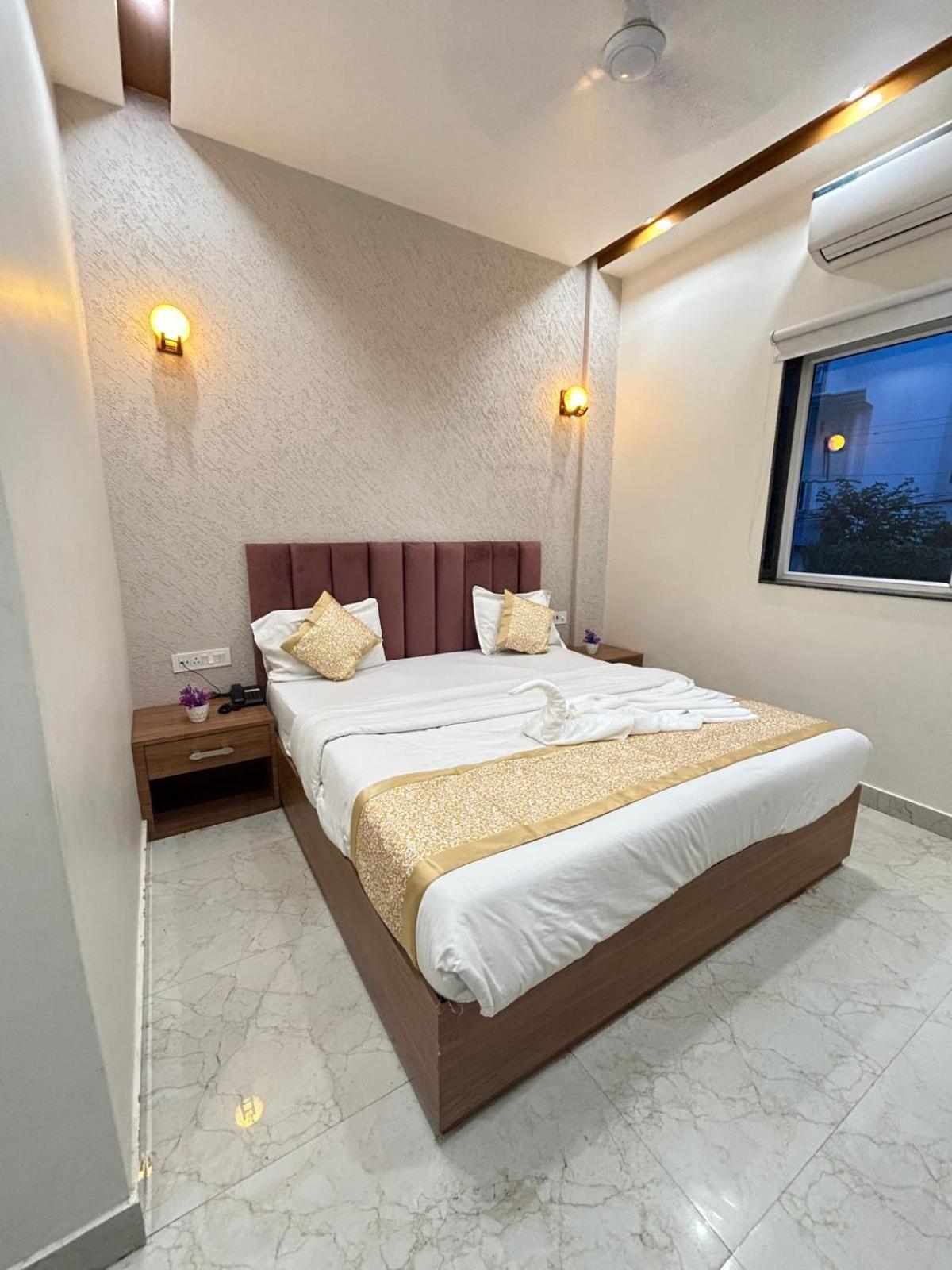 Satsang Grand Hotel 3*